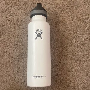 24oz white Hydroflask